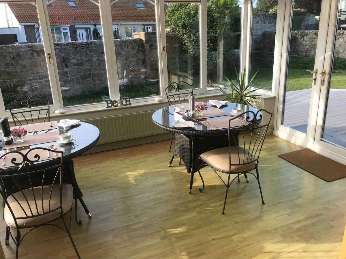 Haven House B&B Beadnell Eksteriør bilde